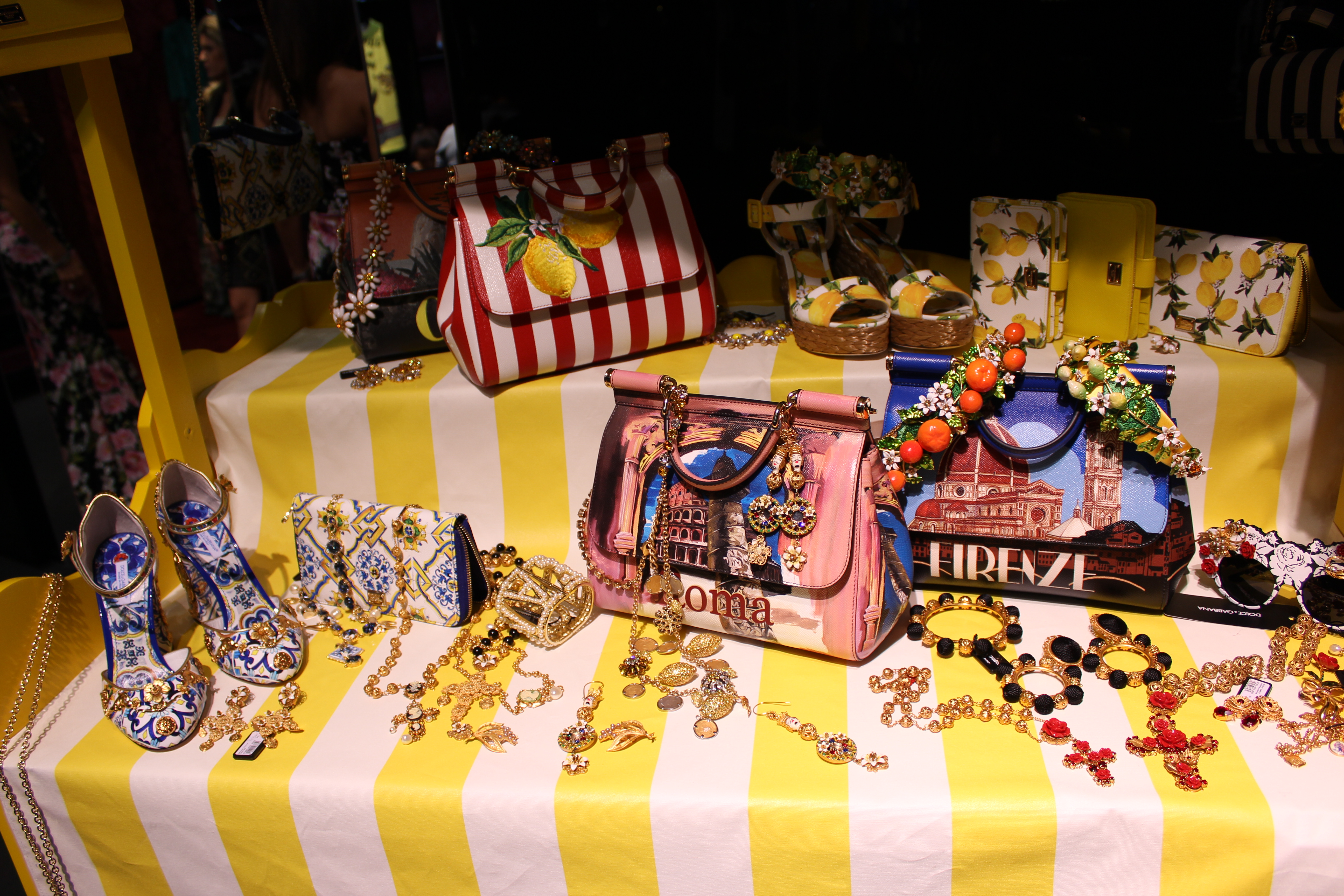 anna dello russo dolce & gabbana loja -5