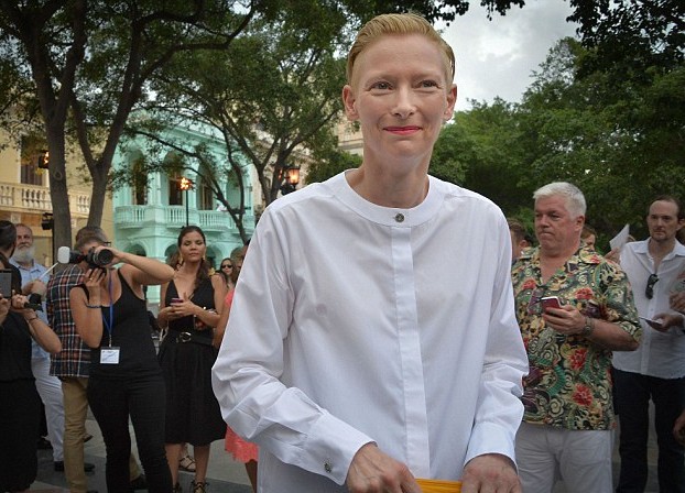 chanel-cruise-cuba-1